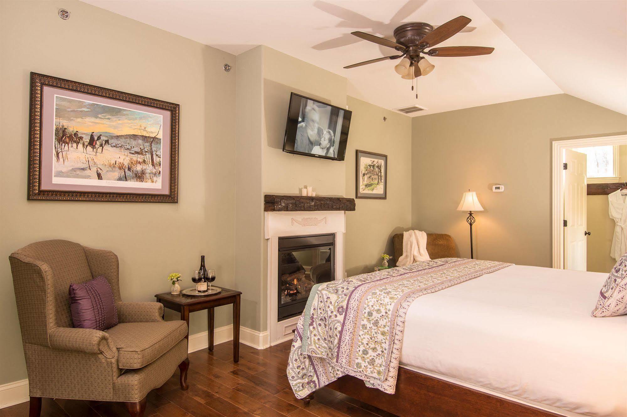 Caldwell House Bed And Breakfast Salisbury Mills Buitenkant foto